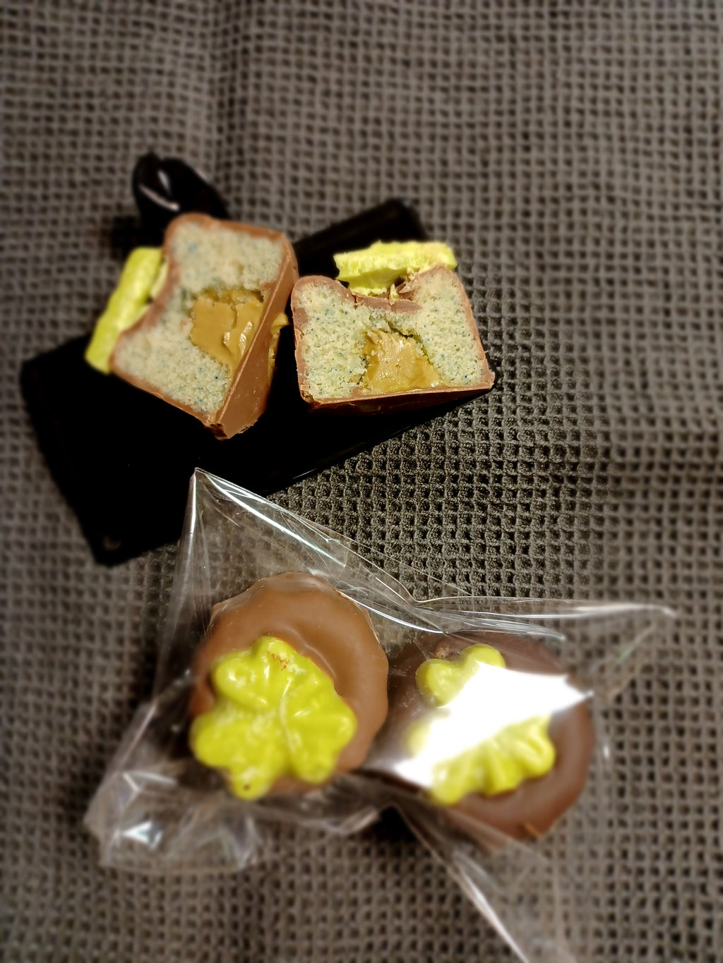 Pistachio Filled Almond Caps-pack  of 6